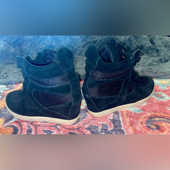 Steve Madden Sneakers Olympa-X High Heel Wedge Shoes
Black Suede Mesh 7.… - Picture 7 of 13